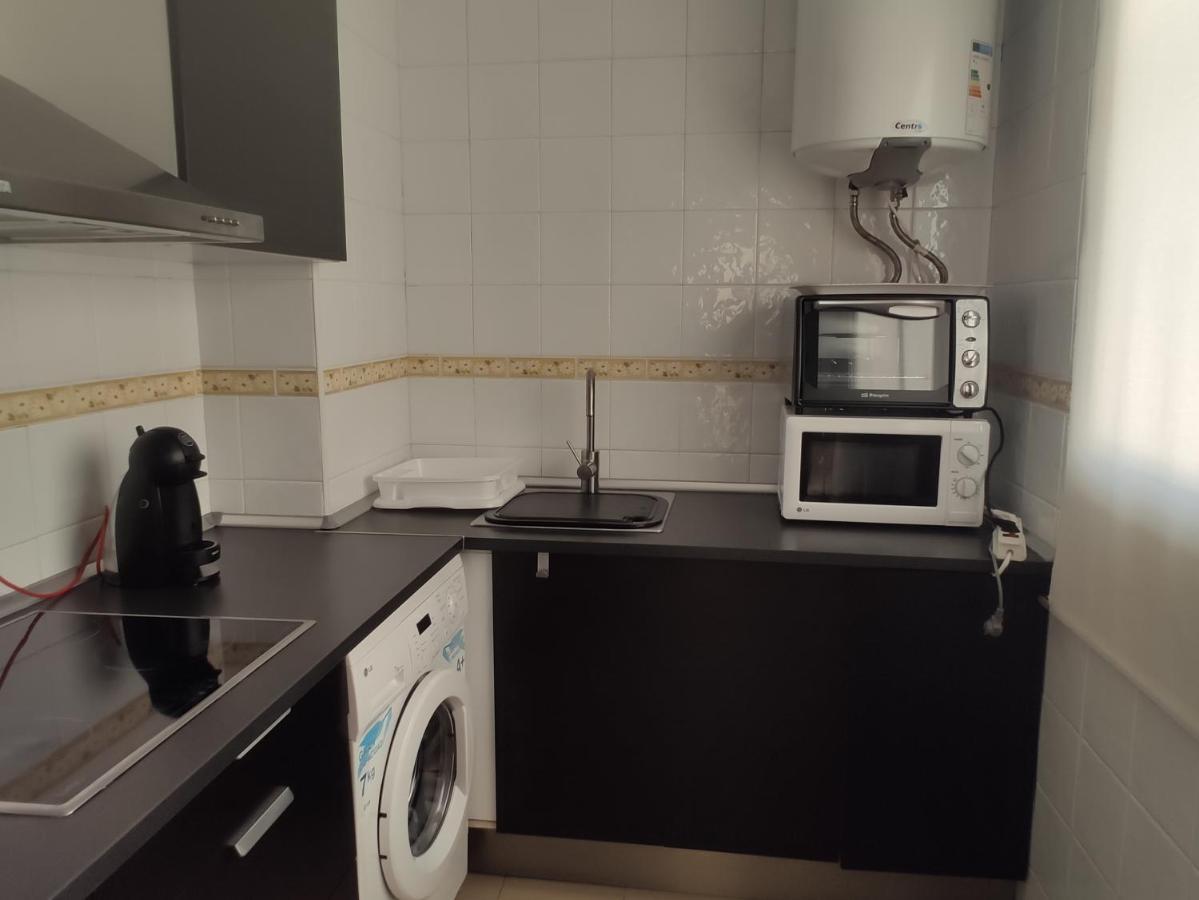 Atico De 1 Dormitorio En Pleno Centro Con Parking Ayamonte Esterno foto